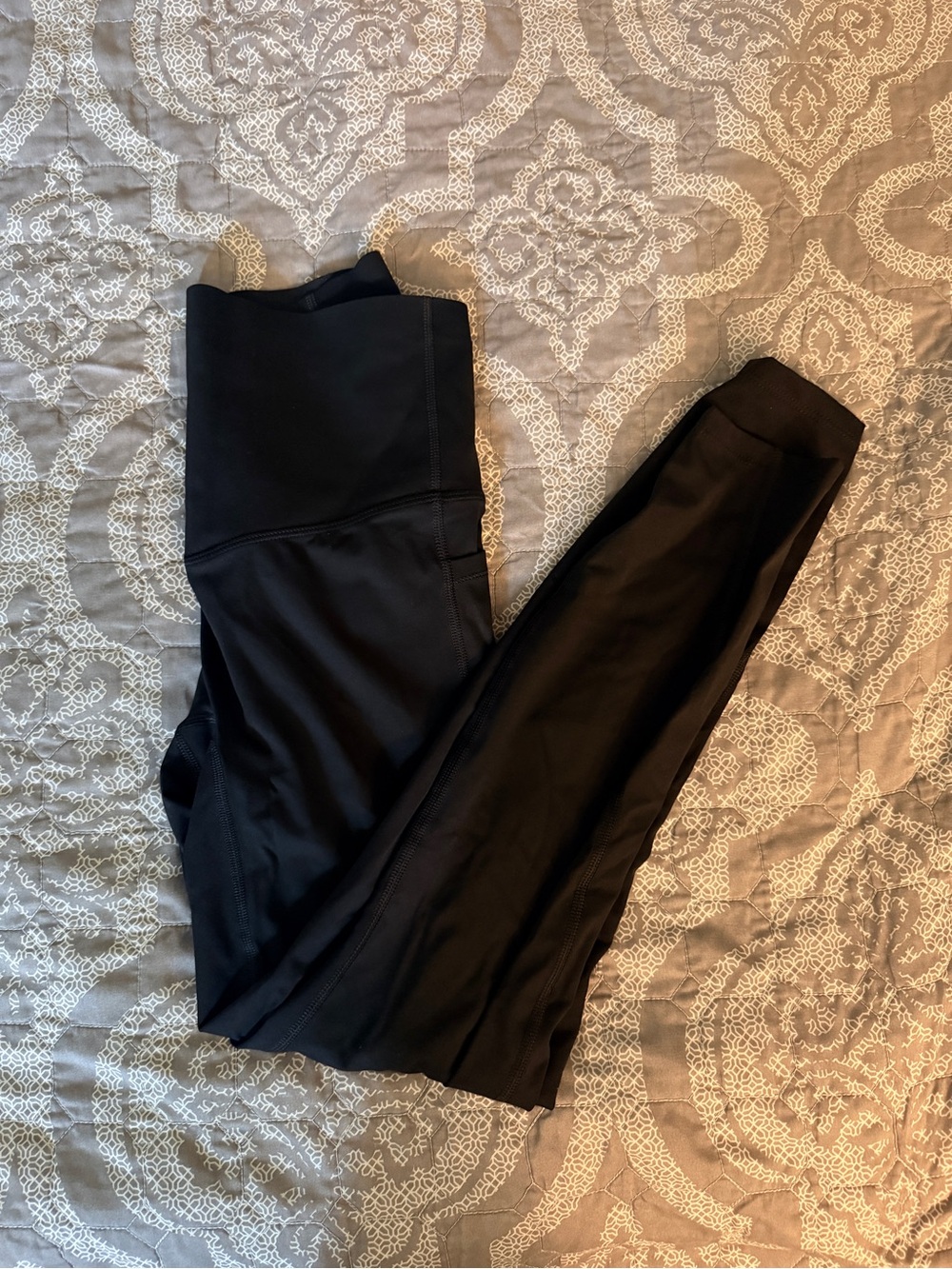HALARA Black UltraSculpt Leggings